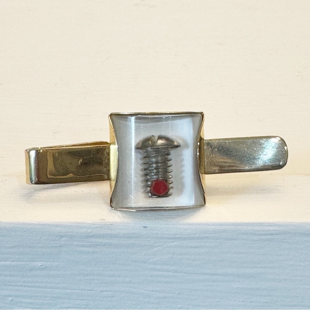 Vintage Tie Clip Bar Screw in Epoxy Design Gold Tone